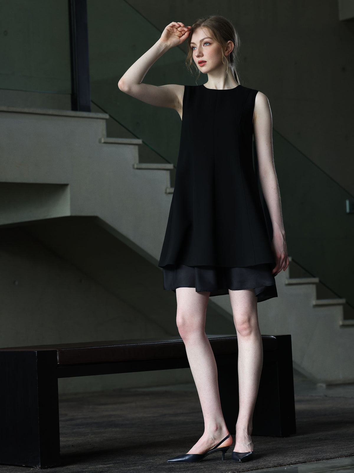 SLEEVELESS KNEE LENGTH BLACK DRESS W/ DOUBLE CHIFFON LAYER