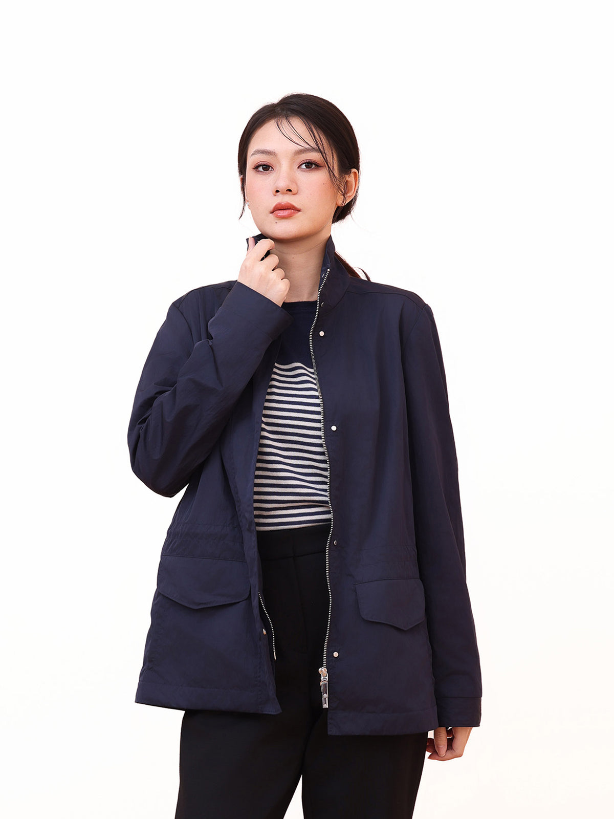 ZIPPED FRONT LONG SLEEVE EFFORTLESS JACKET