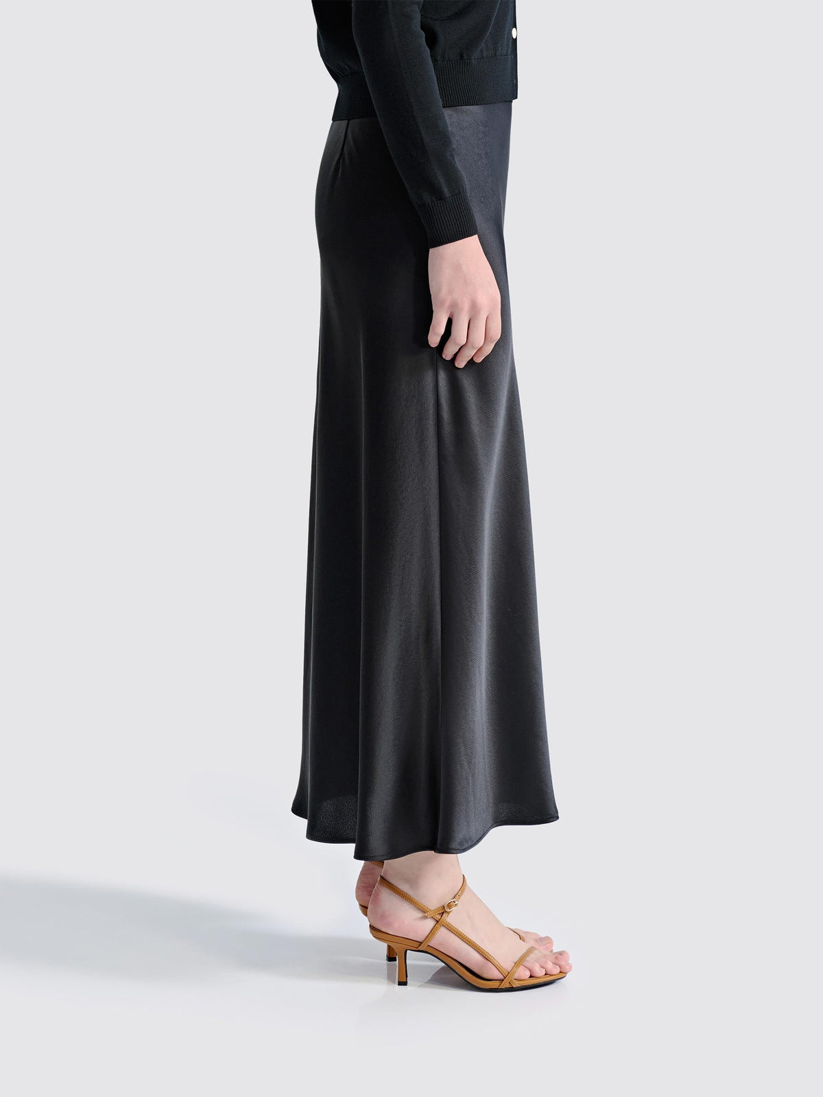 MAXI SATIN SKIRT