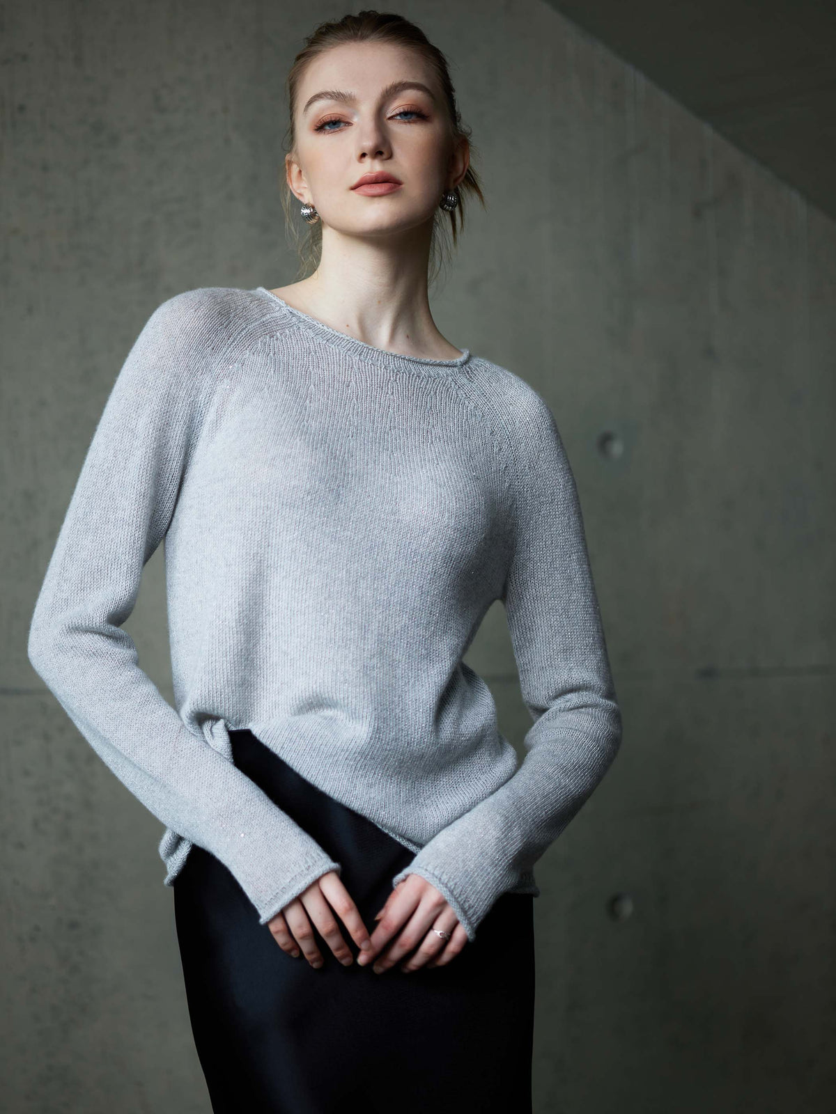 CASHMERE W/ TRIM DETAIL SWEATER