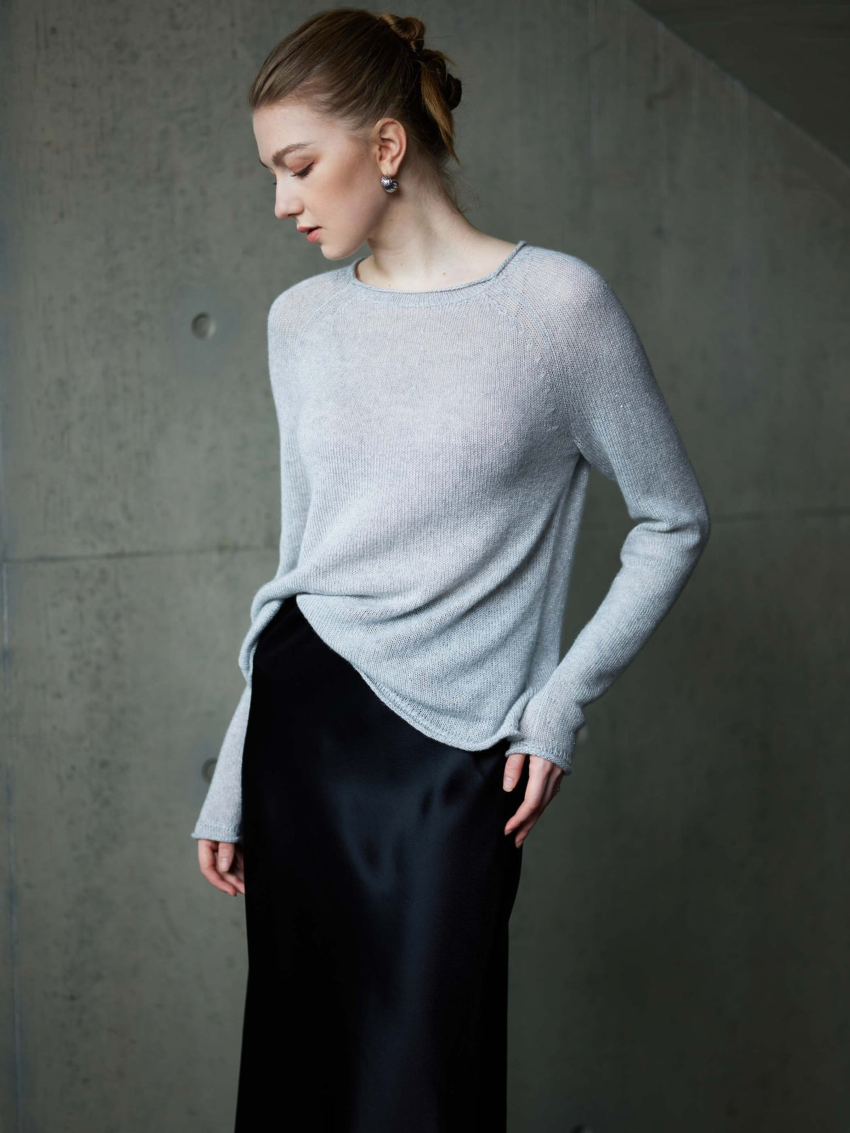 CASHMERE W/ TRIM DETAIL SWEATER