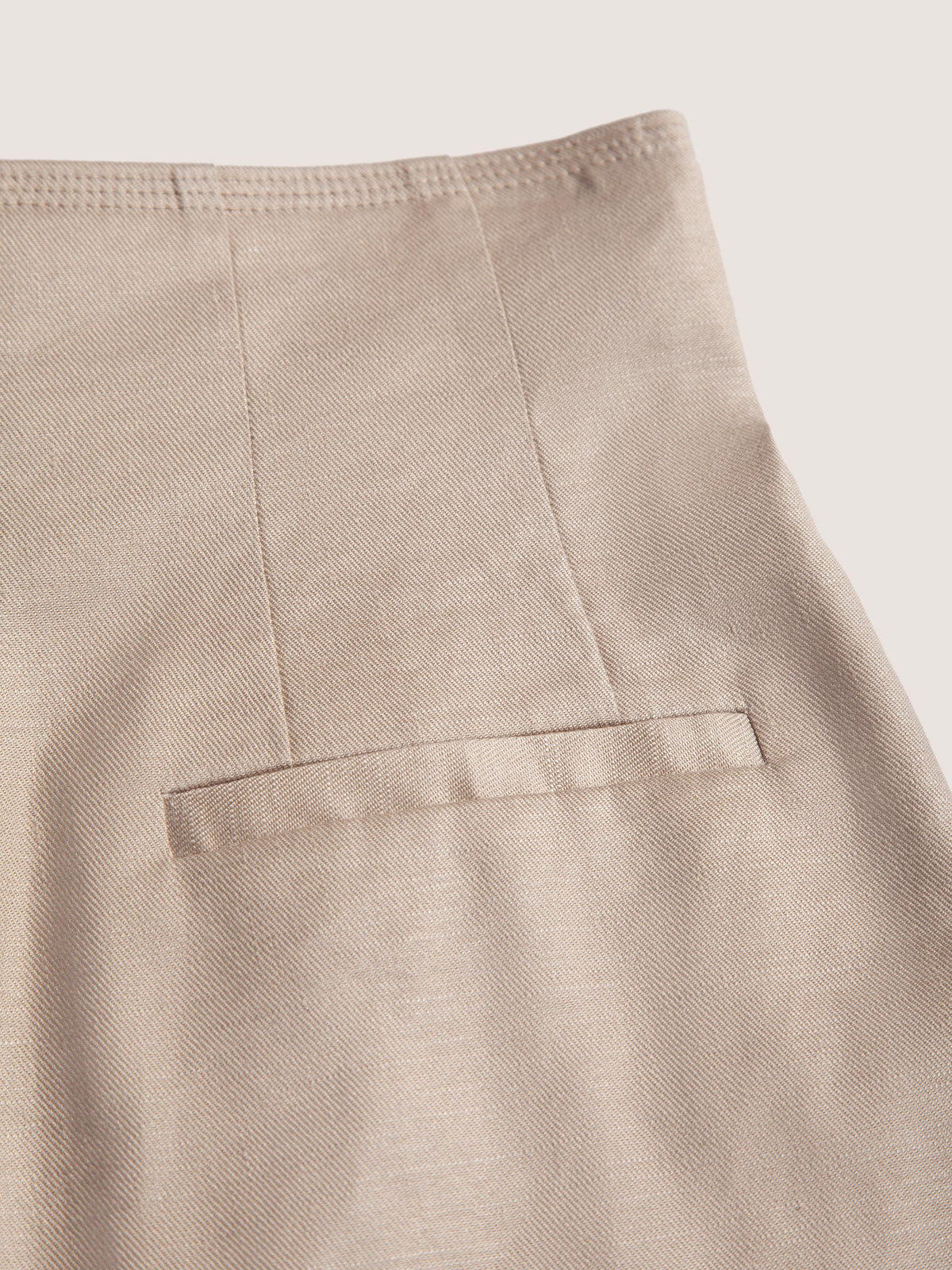 LINEN PLEATED SHORTS W/ BELT