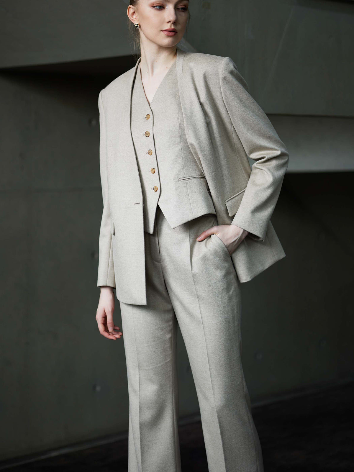 WOOL STRAIGHT LEG SUIT PANTS